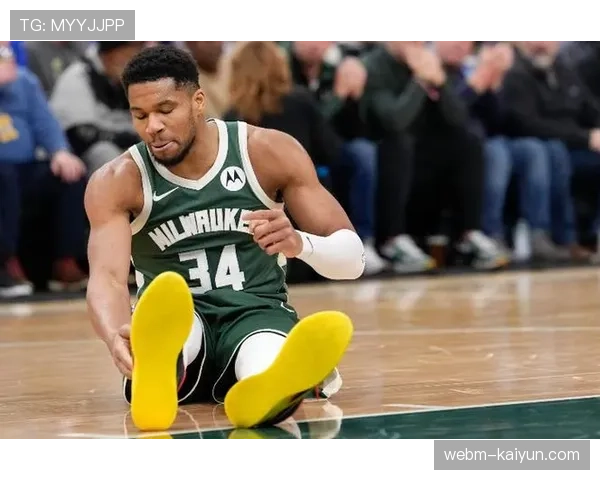 雄鹿若交易字母哥 需换回至少3-4个无保护首轮及年轻核心 雄鹿若交易字母哥 需换回至少3-4个无保护首轮及年轻核心